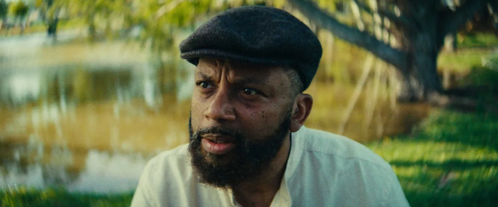 Estreno de "Sincerely Brad", la película que aborda la identidad negra en un futuro próximo
