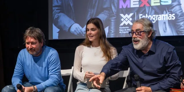 Daniel Sánchez Arévalo revive la tradición gallega en "Rondallas" tras una década de silencio
