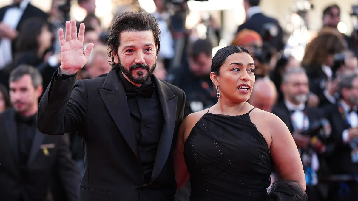 Diego Luna presenta en Cannes su ópera prima como director y obtiene ovación prolongada